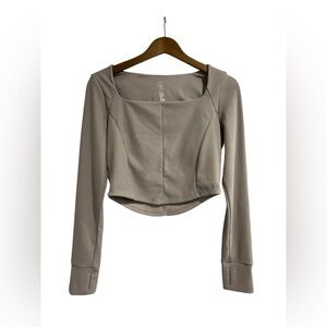 Move Theology Crop Top Women’s Size L Ribbed Taupe L/S Built In Bra